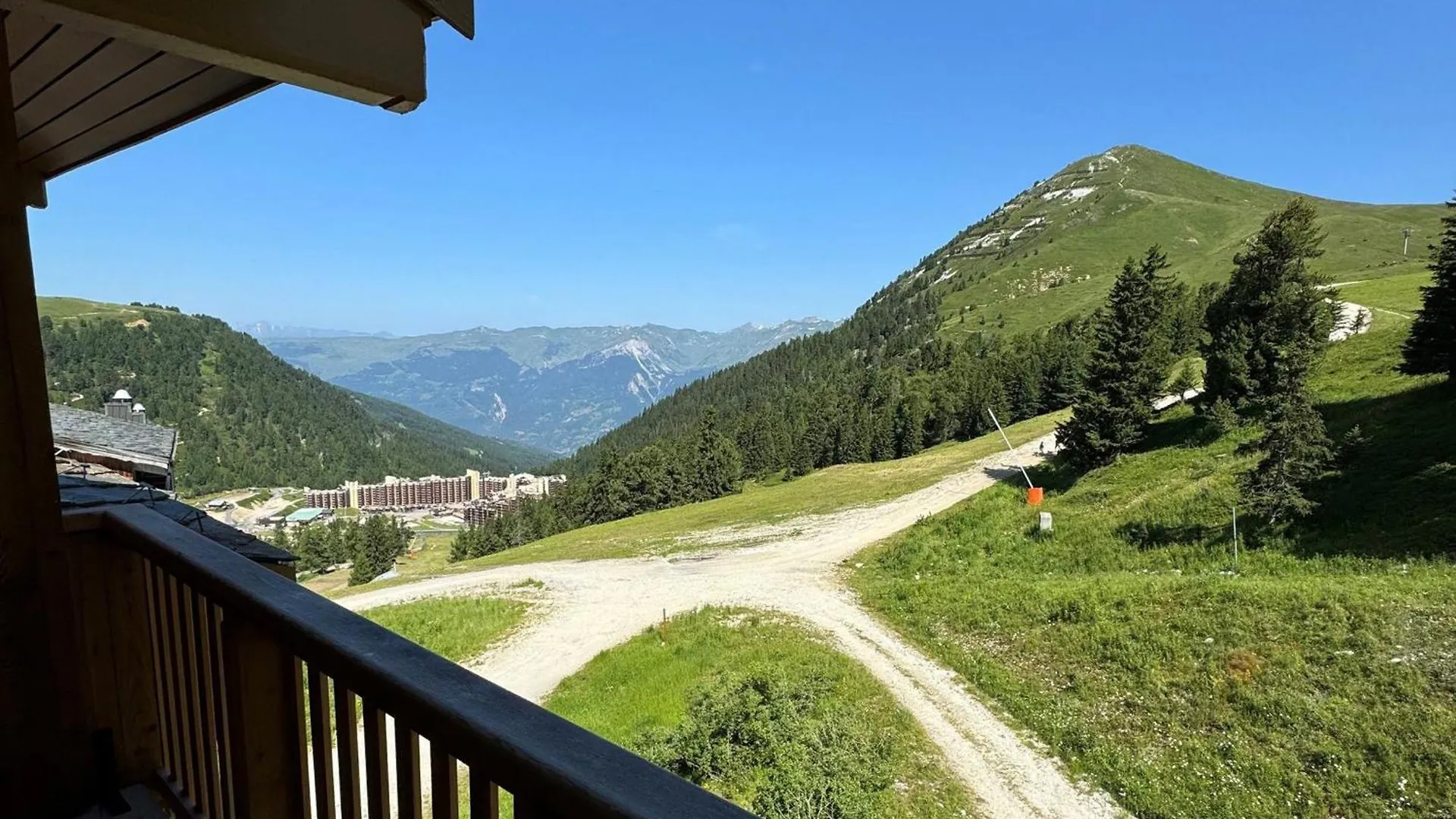Apartamento Appartement 3 Pieces, Skis Aux Pieds, Piscine, Sauna, Jacuzzi, Balcon, Belle Plagne - Fr-1-181-2814 La Plagne-Tarentaise